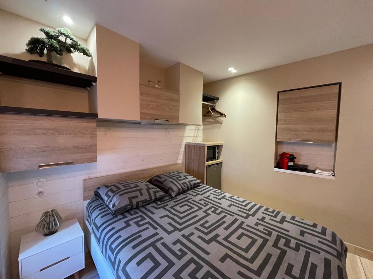 Rdc 1 - Chambre Meublee Au Coeur Du Centre Ville De Montluçon Buitenkant foto